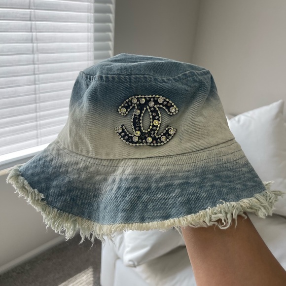 Denim bucket hats 👖🧢 - Picture 2 of 3